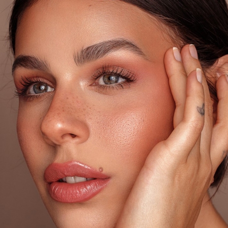 Bảng Phấn Má Catrice Coral Lights Blush & Highlighter Palette 6 Màu Chất Lì Mềm Mịn Tạo Độ Sắc Nét