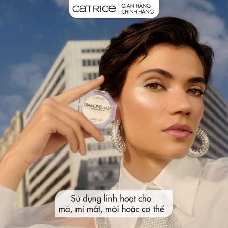 Phấn nhũ bắt sáng Catrice Diamond Haze Highlighter 010 Gimme Glitter