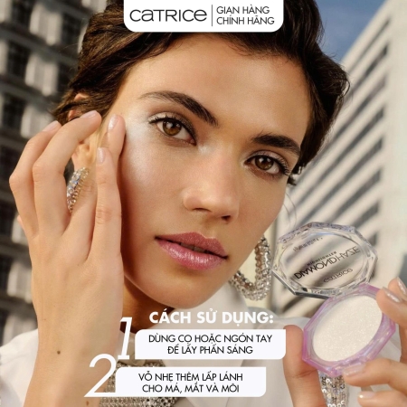 Phấn nhũ bắt sáng Catrice Diamond Haze Highlighter 010 Gimme Glitter