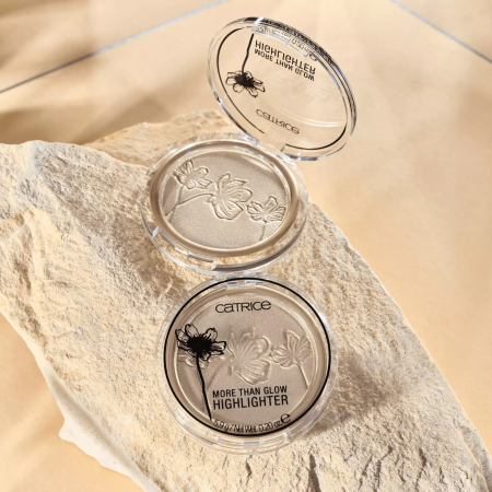 Phấn bắt sáng Catrice More Than Glow Highlighter